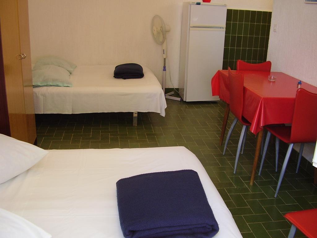 Petar Apartment Omiš Kamer foto