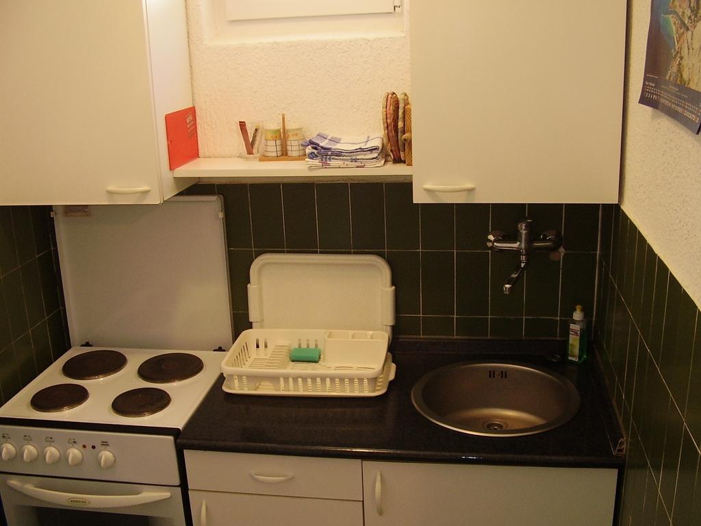 Petar Apartment Omiš Kamer foto